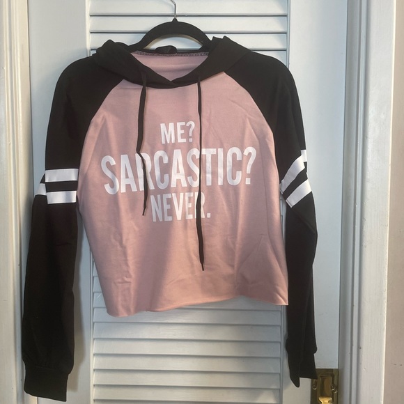 SHEIN cropped knit hoodie Me? Sarcastic? Never. Pink/Black ALL new in packaging - Picture 1 of 5